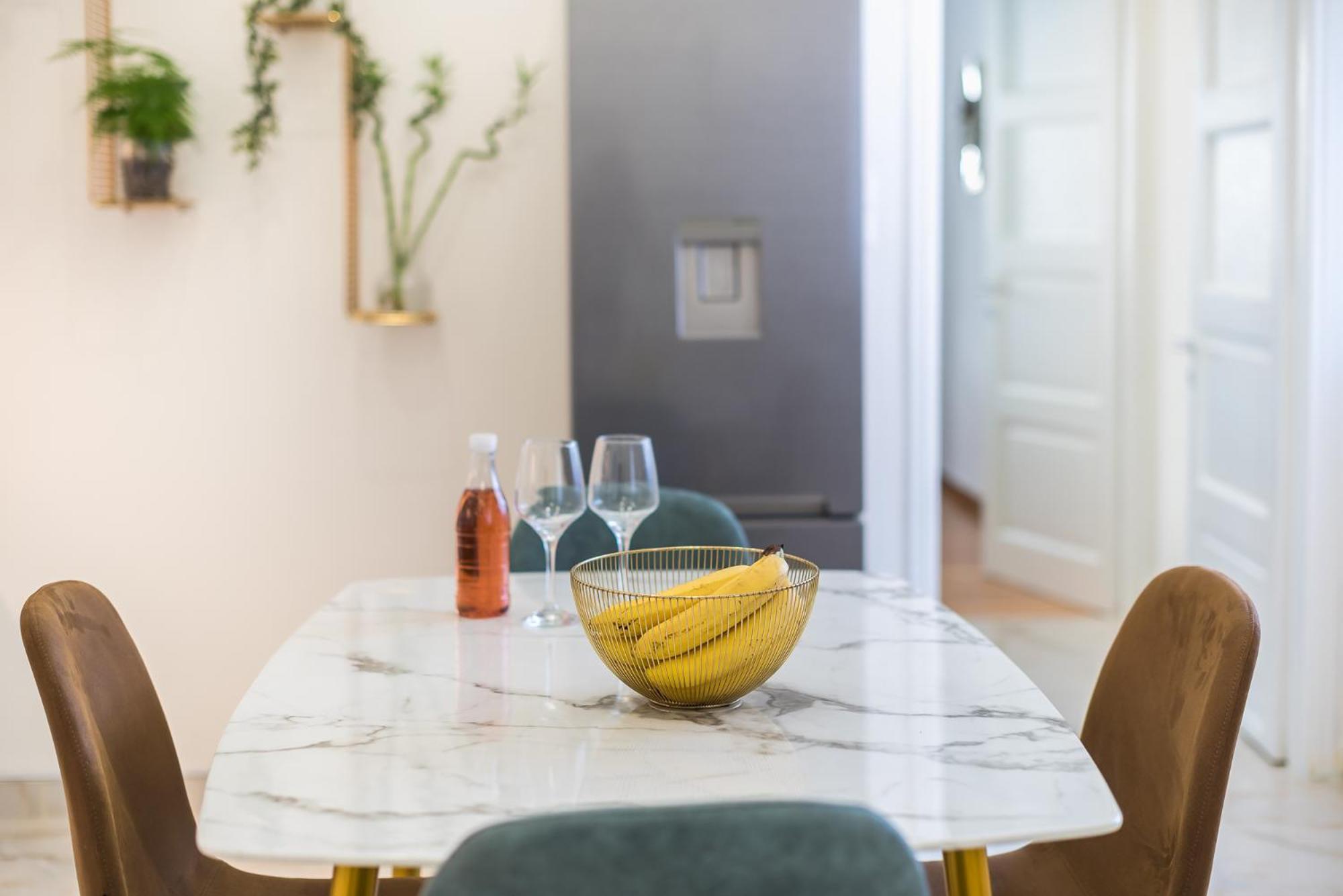 Modern Apartment 200M From Acropolis 100Mbps Netflix アテネ エクステリア 写真